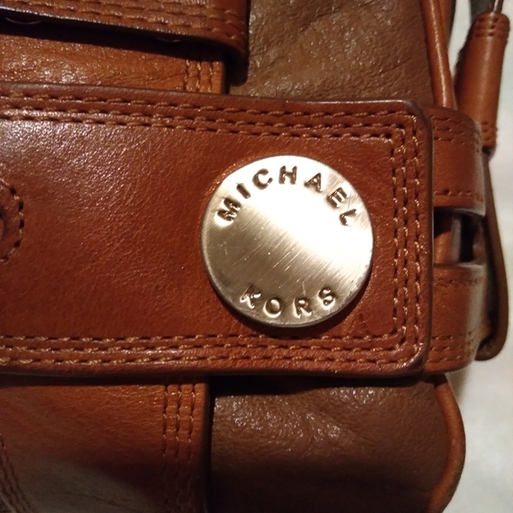 Michael Kors Brown leather purse - Picture 7 of 11